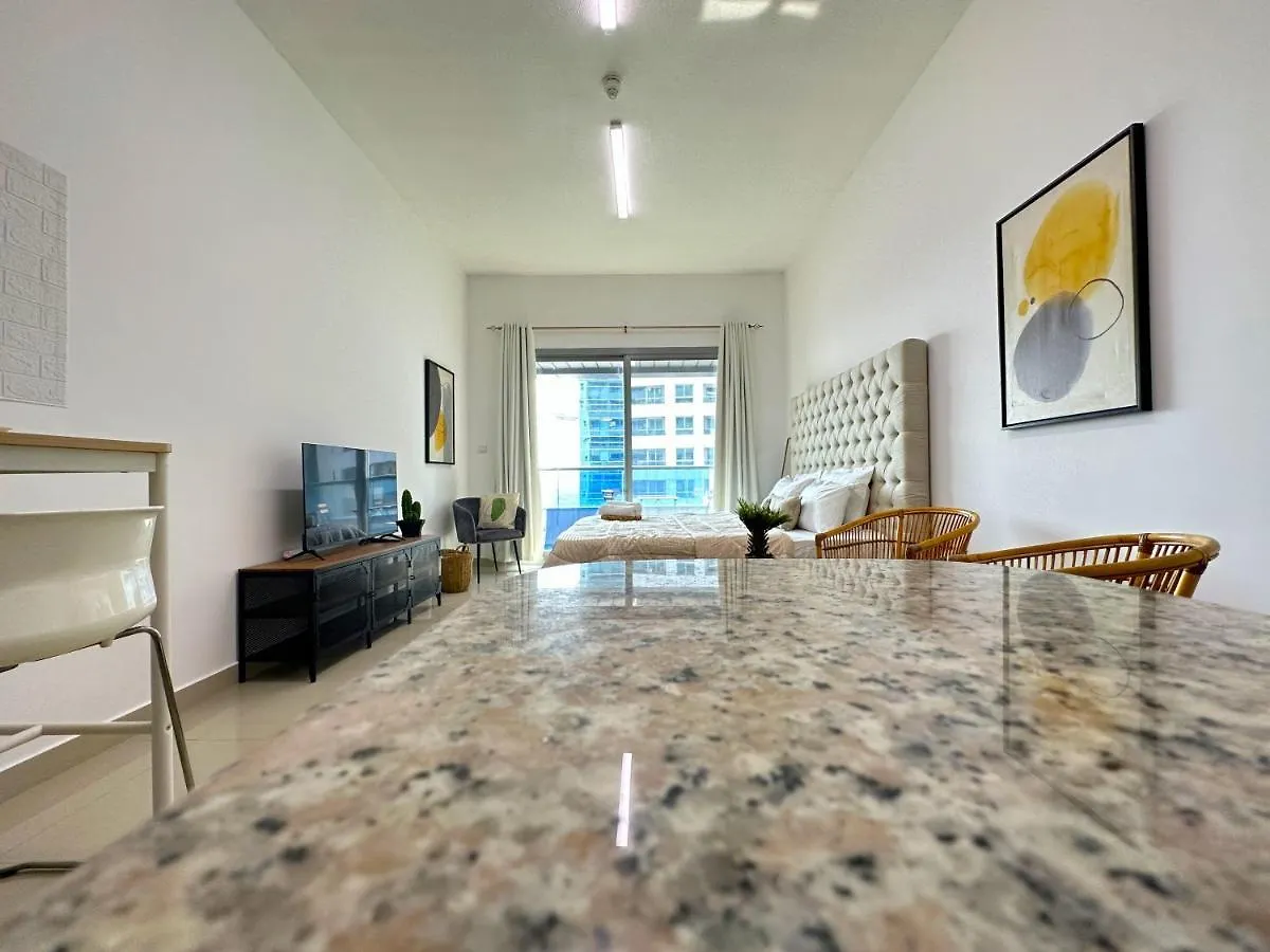 Luxury Studio W/ Boho Design And Balcony For 4 Pax Dubai 0*,  United Arab Emirates