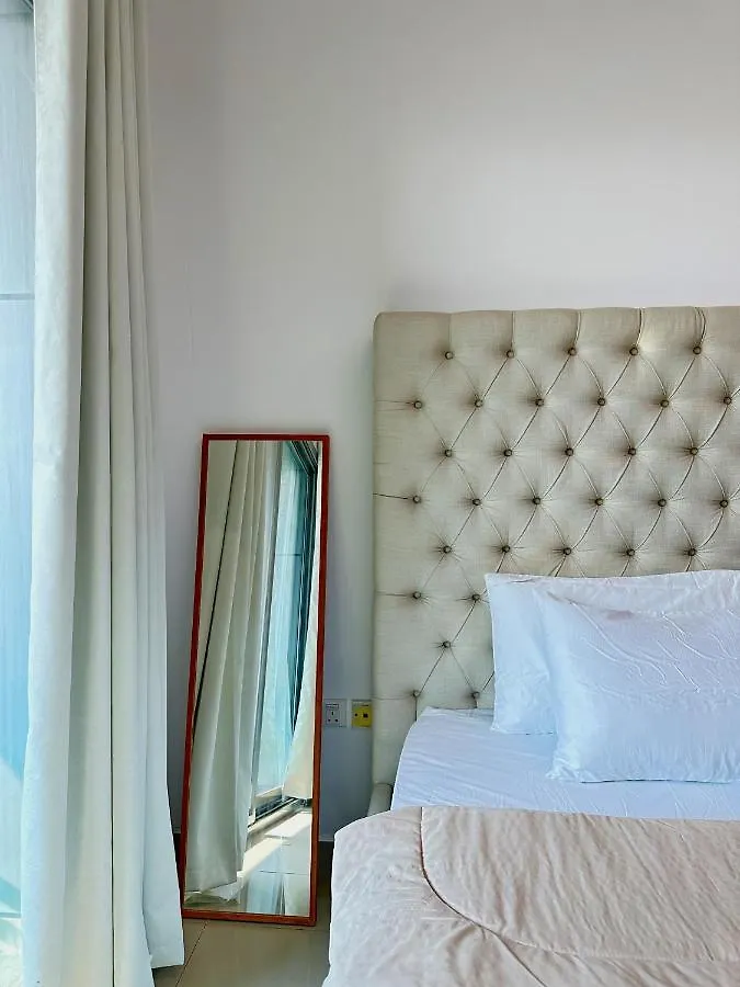 Luxury Studio W/ Boho Design And Balcony For 4 Pax Dubai 0*,  United Arab Emirates