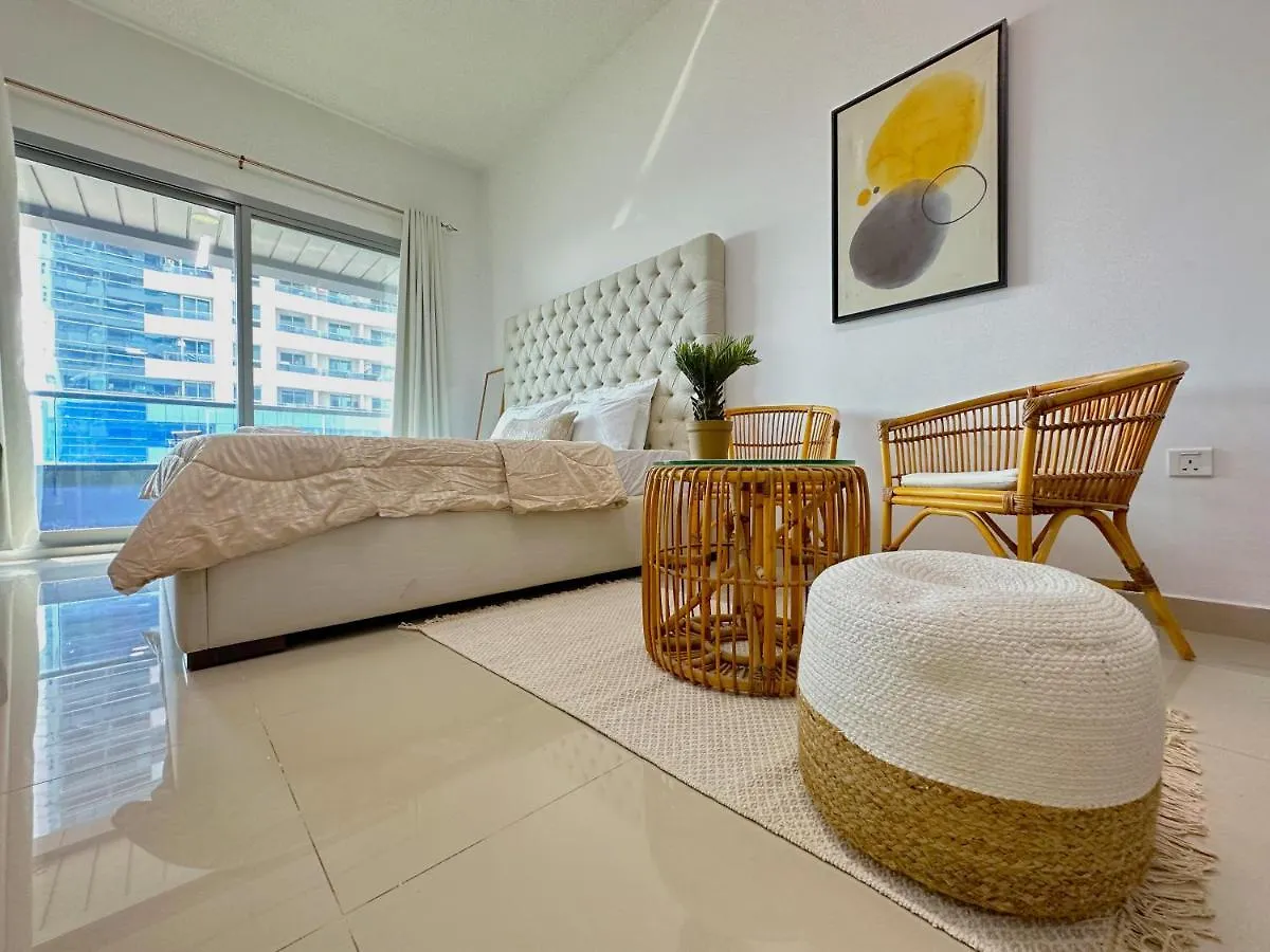 Apartment Luxury Studio W/ Boho Design And Balcony For 4 Pax Dubai