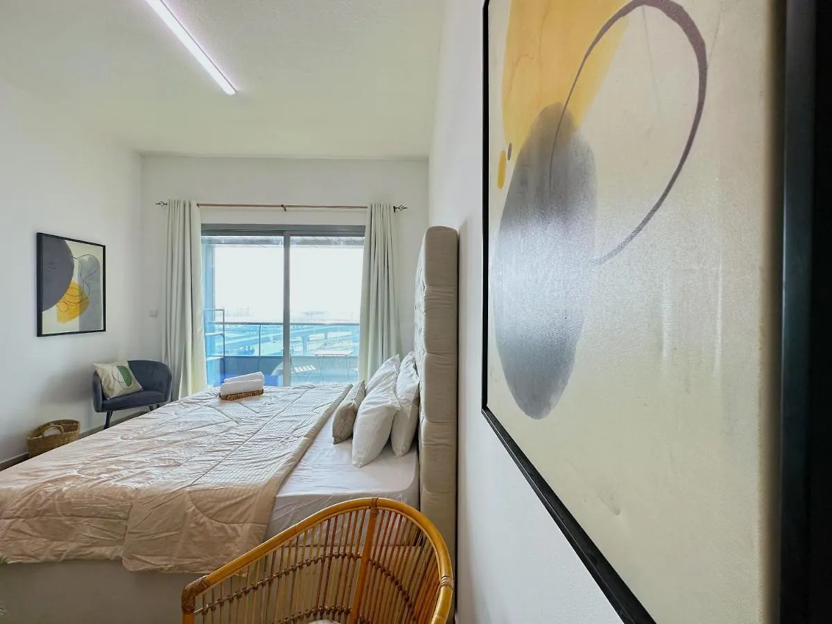 Apartment Luxury Studio W/ Boho Design And Balcony For 4 Pax Dubai