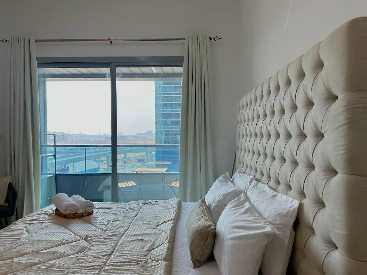 Luxury Studio W/ Boho Design And Balcony For 4 Pax Dubai 0*,